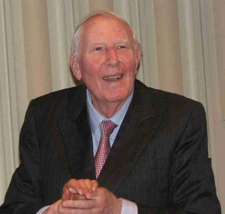 FamousPeopleFacts - Roger Bannister