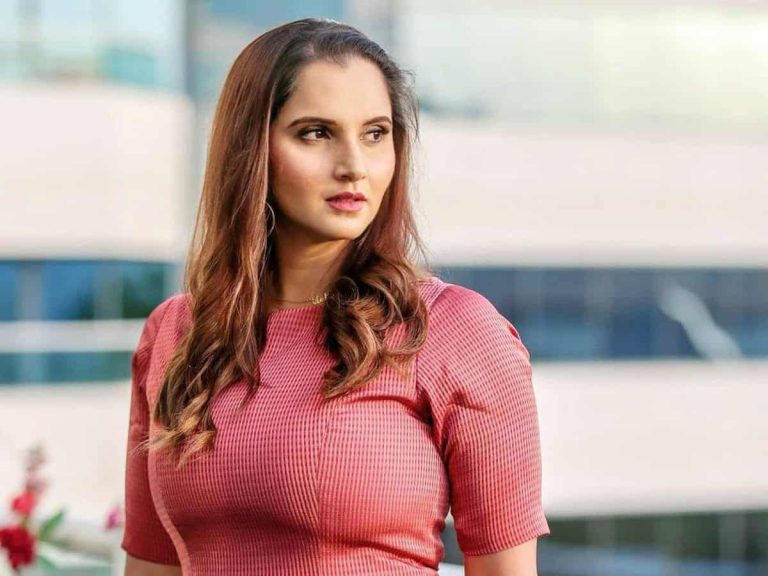 FamousPeopleFacts - Sania Mirza