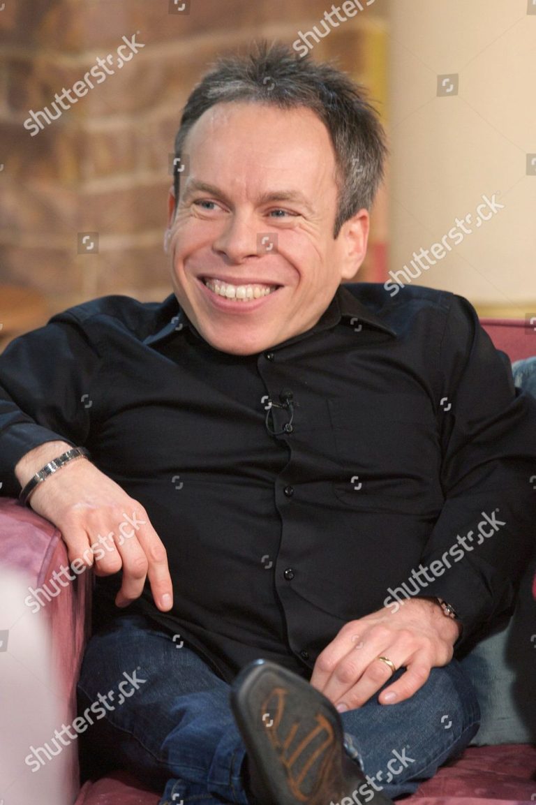 FamousPeopleFacts - Warwick Davis