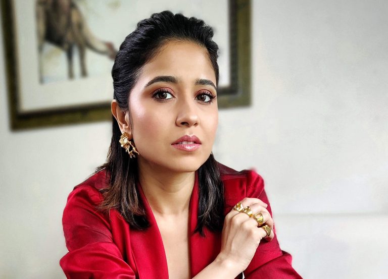 FamousPeopleFacts - Shweta Tripathi