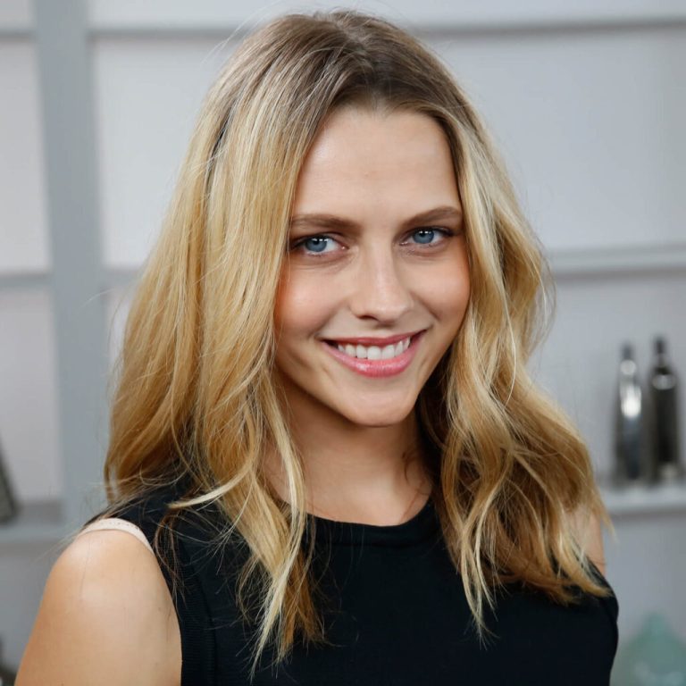 FamousPeopleFacts - Teresa Palmer