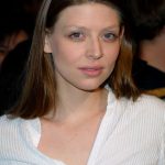 FamousPeopleFacts - Amber Benson