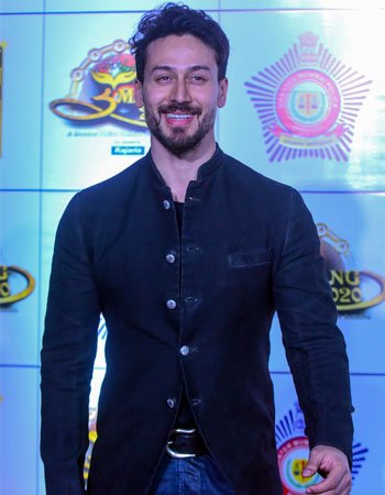 FamousPeopleFacts - Tiger Shroff