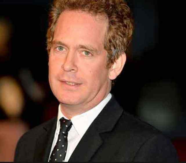 FamousPeopleFacts - Tom Hollander