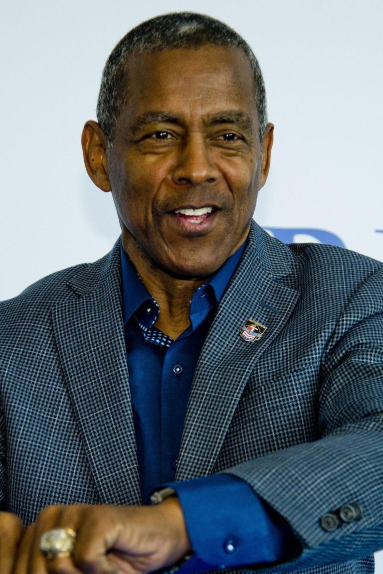 FamousPeopleFacts - Tony Dorsett