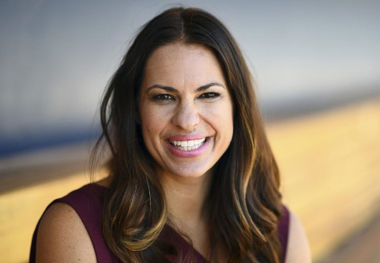 FamousPeopleFacts - Jessica Mendoza