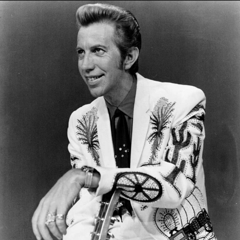 FamousPeopleFacts - Porter Wagoner