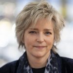 FamousPeopleFacts - Karin Slaughter