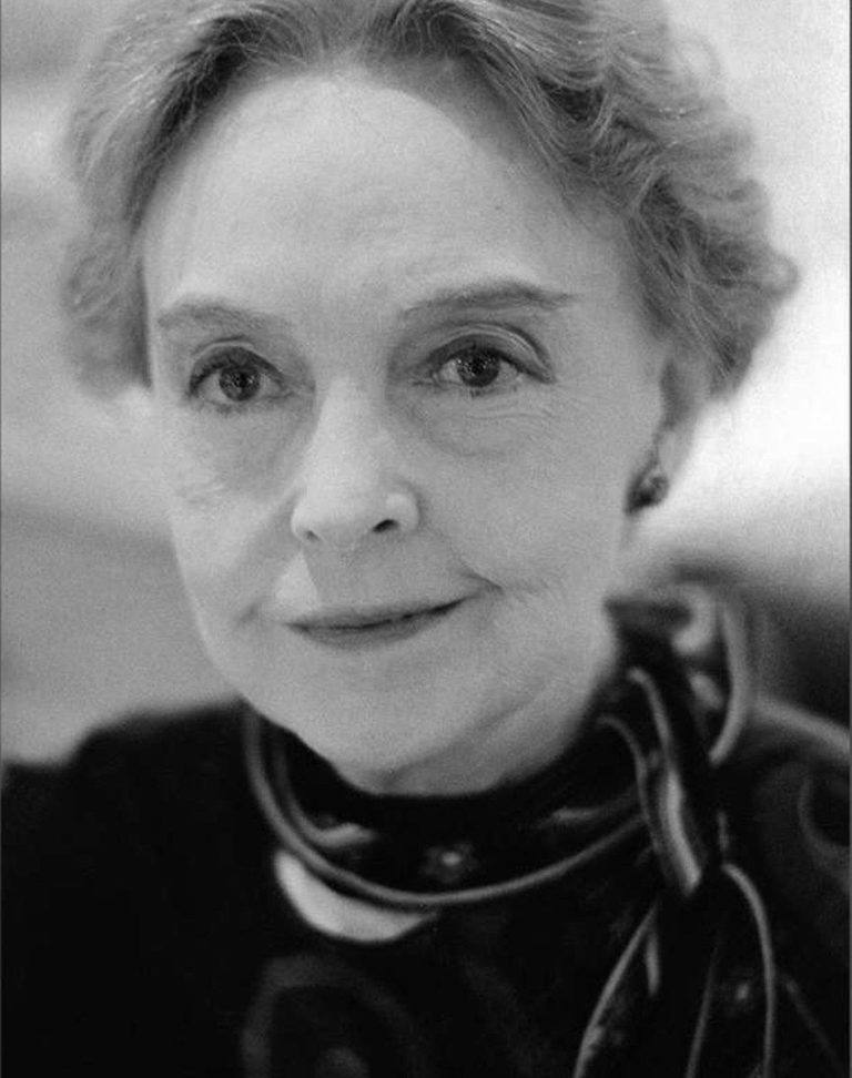 FamousPeopleFacts - Lillian Gish