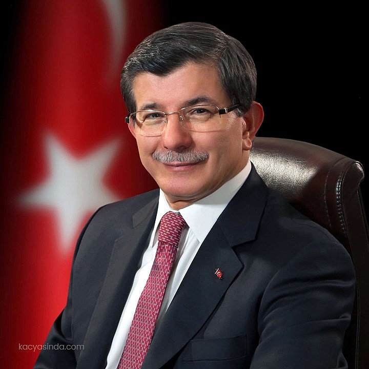 FamousPeopleFacts - Ahmet Davutoglu