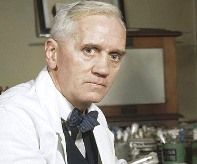 FamousPeopleFacts - Alexander Fleming