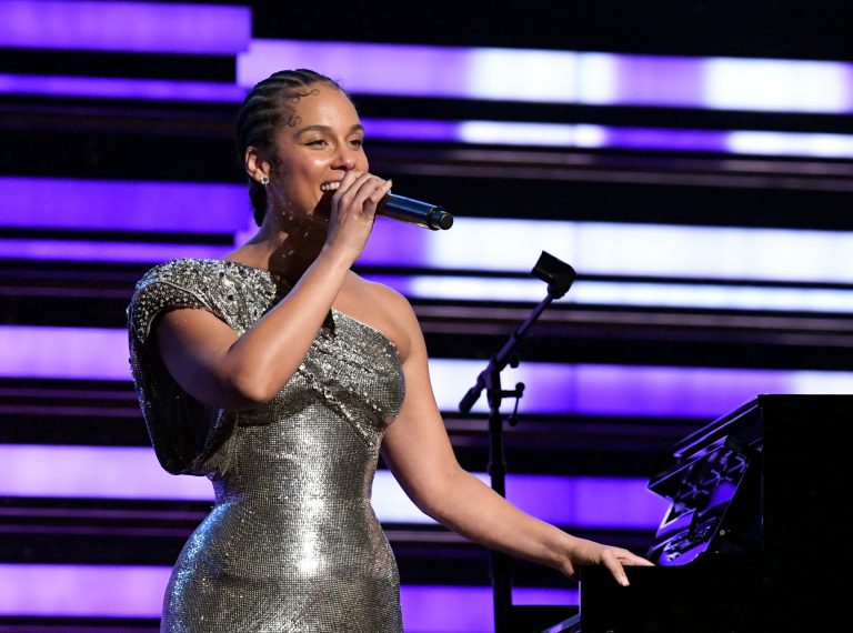 FamousPeopleFacts - Alicia Keys