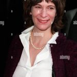 FamousPeopleFacts - Amanda Plummer