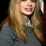 FamousPeopleFacts - Adrienne Shelly