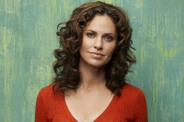 FamousPeopleFacts - Amy Brenneman