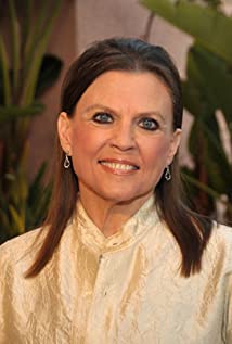 FamousPeopleFacts - Ann Reinking