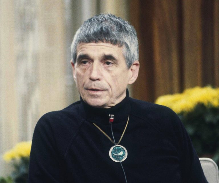 FamousPeopleFacts - Daniel Berrigan