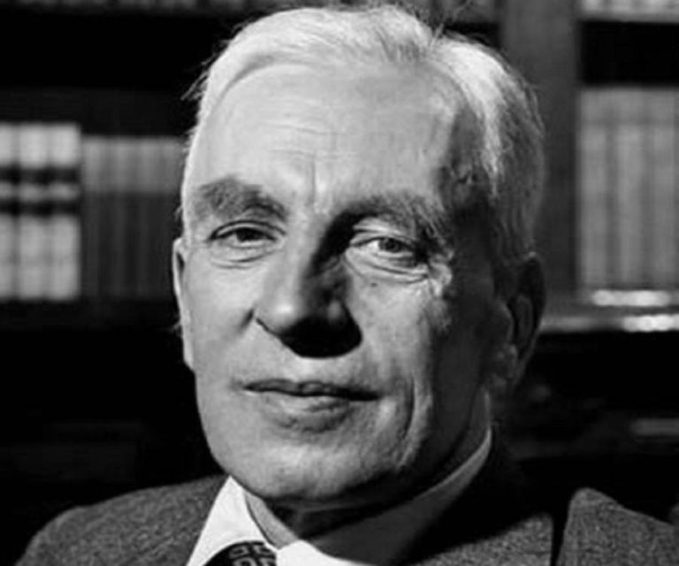 FamousPeopleFacts - Arnold J. Toynbee