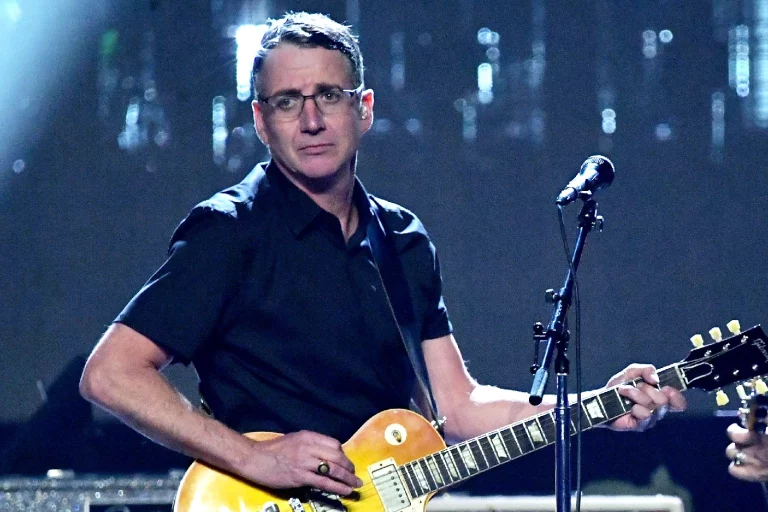 FamousPeopleFacts - Stone Gossard