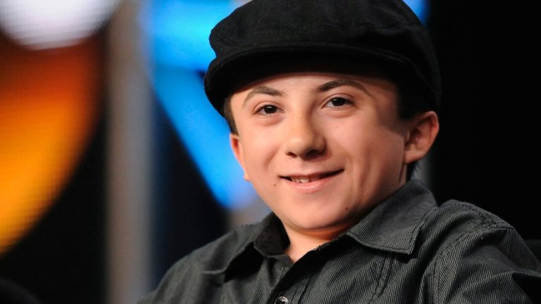 FamousPeopleFacts - Atticus Shaffer