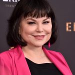 FamousPeopleFacts - Delta Burke