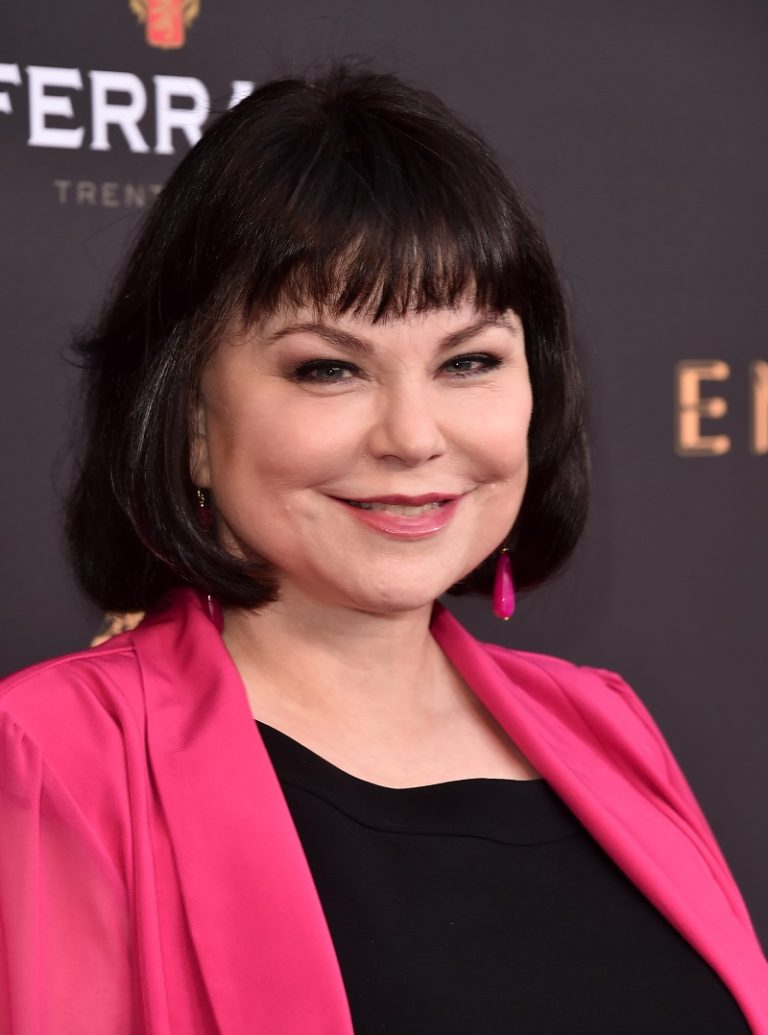 FamousPeopleFacts - Delta Burke