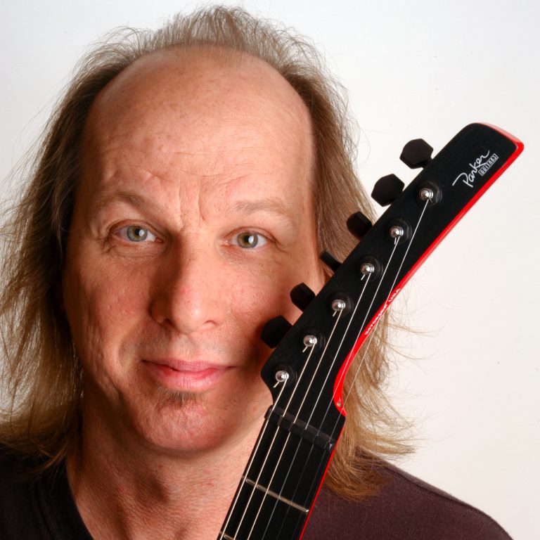 FamousPeopleFacts - Adrian Belew