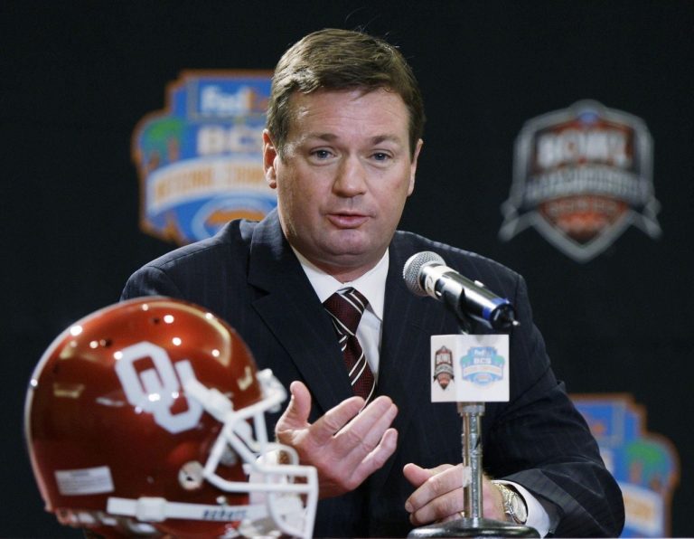 FamousPeopleFacts - Bob Stoops