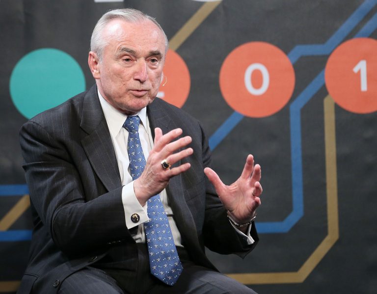 FamousPeopleFacts - William Bratton