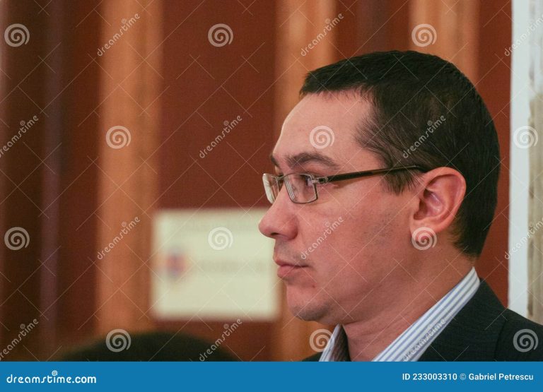 FamousPeopleFacts - Victor Ponta