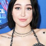 FamousPeopleFacts - Noah Cyrus