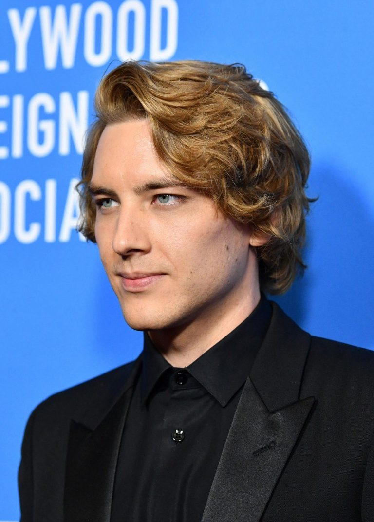 FamousPeopleFacts - Cody Fern