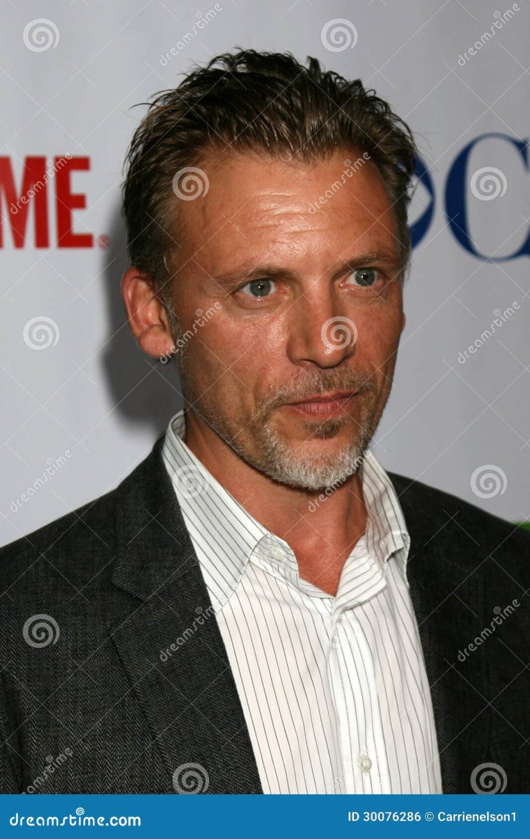 FamousPeopleFacts - Callum Keith Rennie