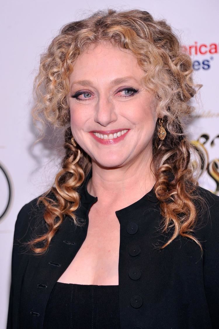 FamousPeopleFacts - Carol Kane