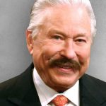 FamousPeopleFacts - Hal Lindsey