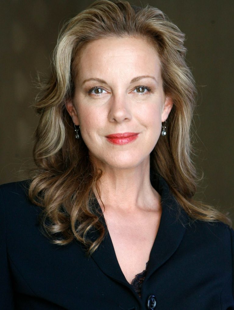 FamousPeopleFacts - Elizabeth Perkins