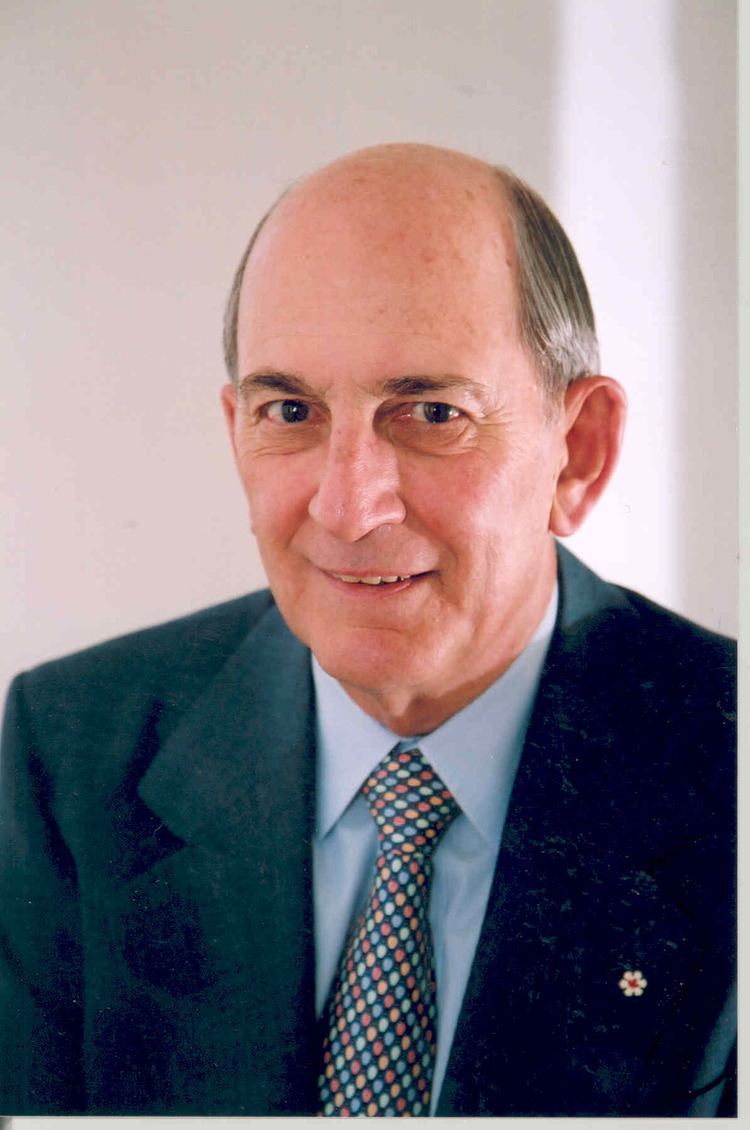 FamousPeopleFacts - Charles Bronfman