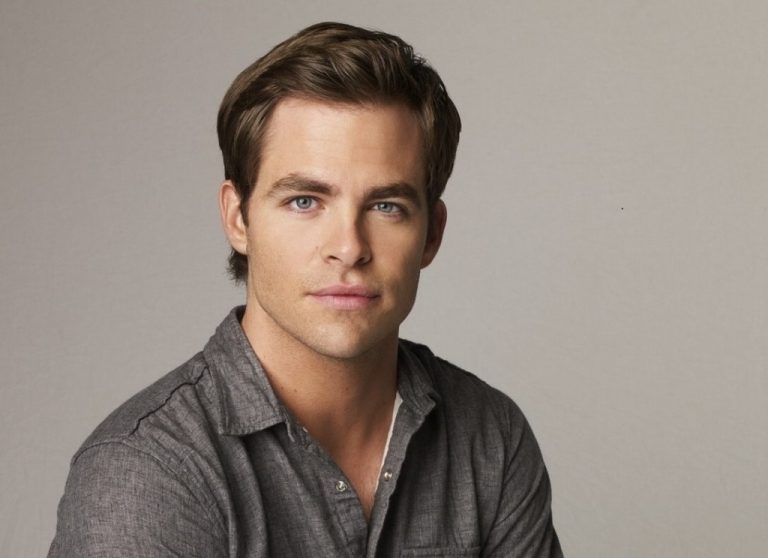 FamousPeopleFacts - Chris Pine