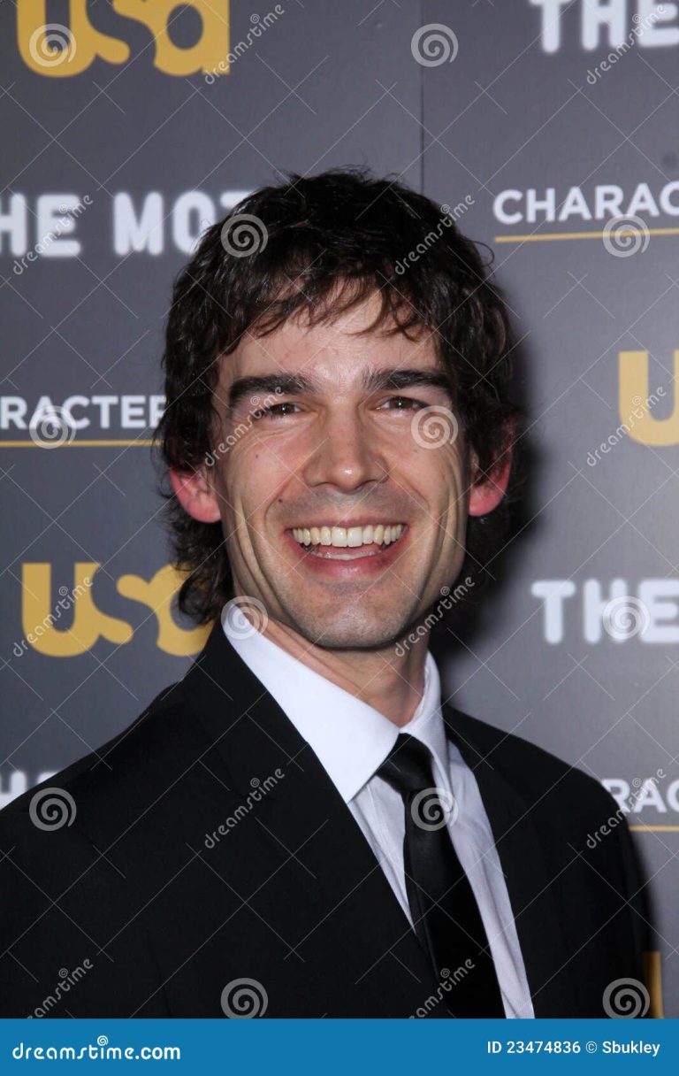 FamousPeopleFacts - Christopher Gorham