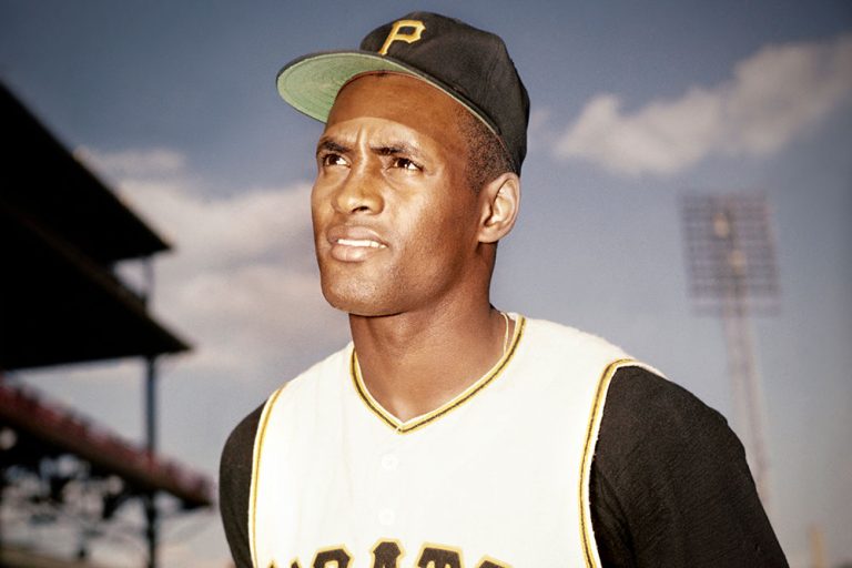 FamousPeopleFacts - Roberto Clemente