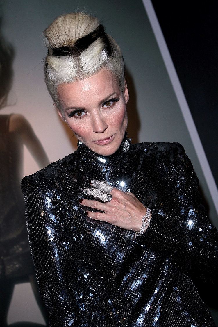 FamousPeopleFacts - Daphne Guinness