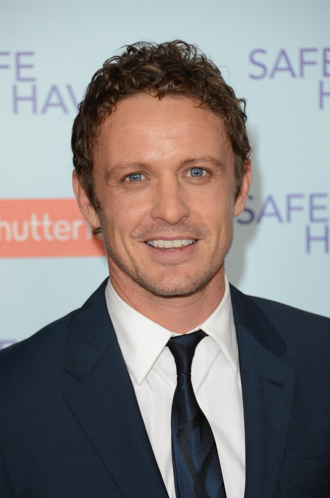 FamousPeopleFacts - David Lyons