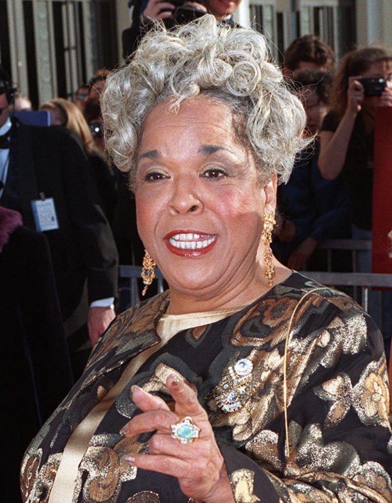 FamousPeopleFacts - Della Reese