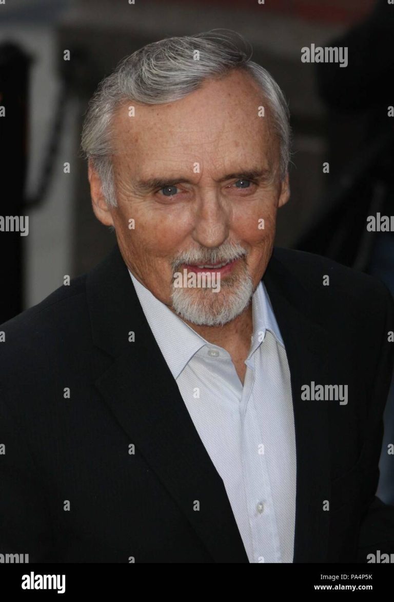 FamousPeopleFacts - Dennis Hopper