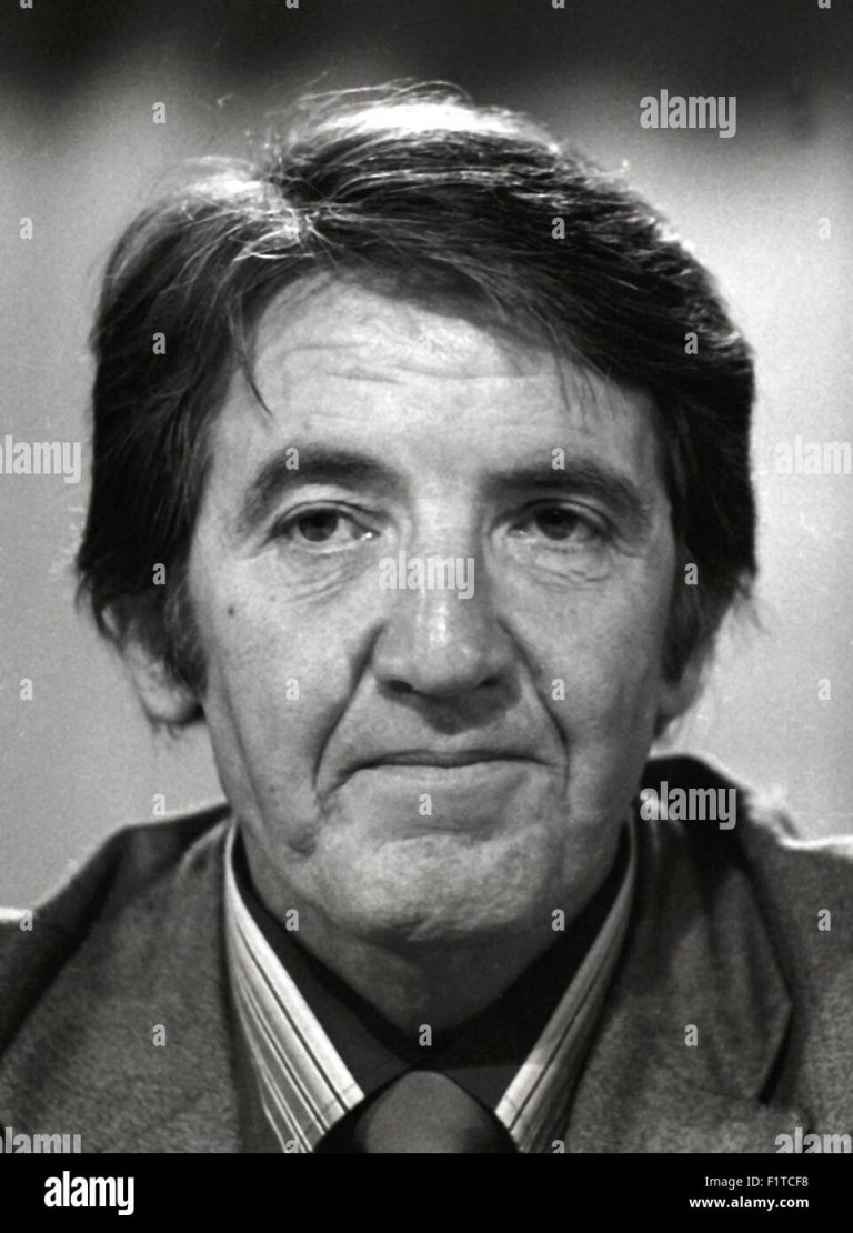 FamousPeopleFacts - Dennis Skinner