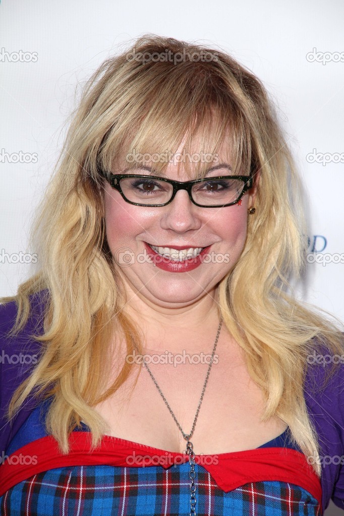 FamousPeopleFacts - Kirsten Vangsness