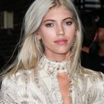 FamousPeopleFacts - Devon Windsor