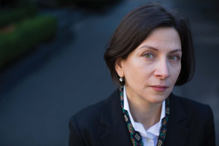 FamousPeopleFacts - Donna Tartt