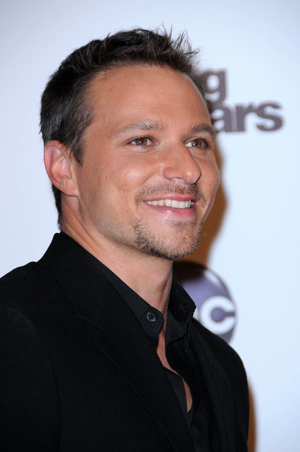 FamousPeopleFacts - Drew Lachey