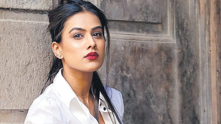 FamousPeopleFacts - Nia Sharma